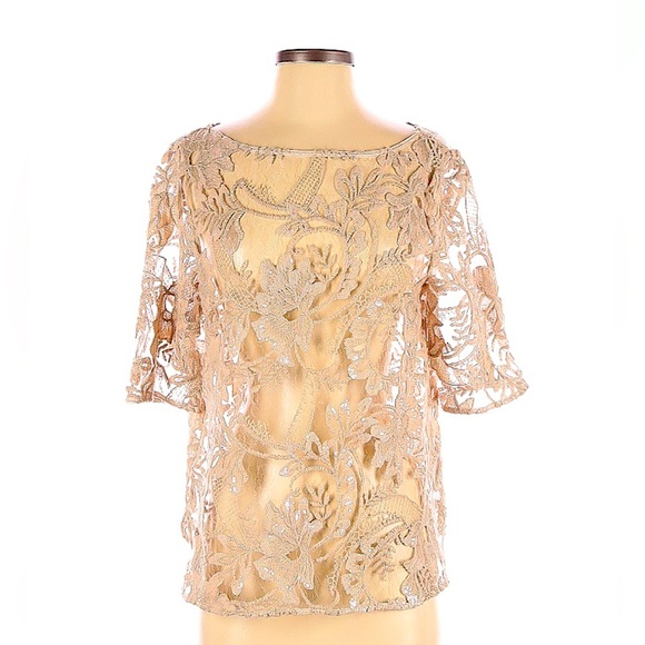 Beautiful detail & sparkle Blouse! - Picture 4 of 8